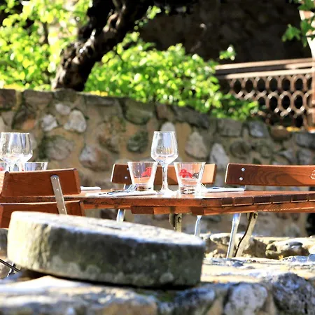 فندق Domaine Les Mejeonnes