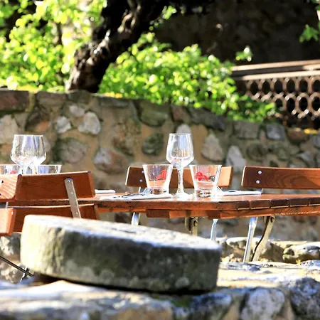 Domaine Les Mejeonnes فندق Valaurie